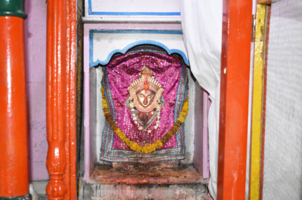 The Kashi Vishwanath Temple of Varanasi Through the Eyes of the Legends and the Common Man